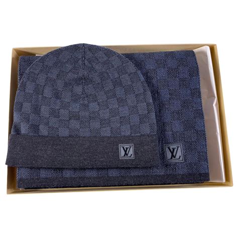 bonnet louis vuitton amazon|louis vuitton beanie and scarf.